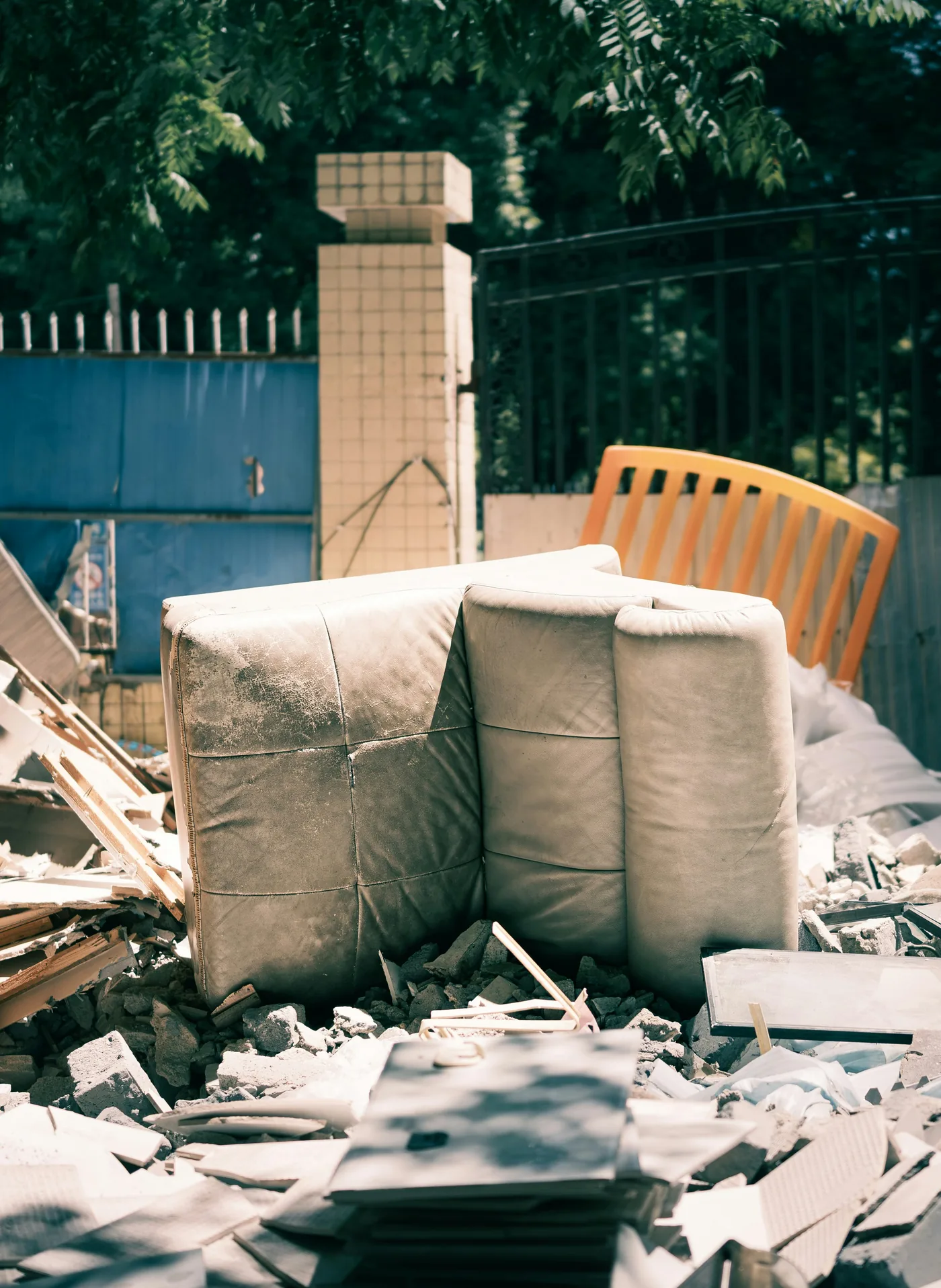 Professional rubbish removal and property clean-out in Sydney